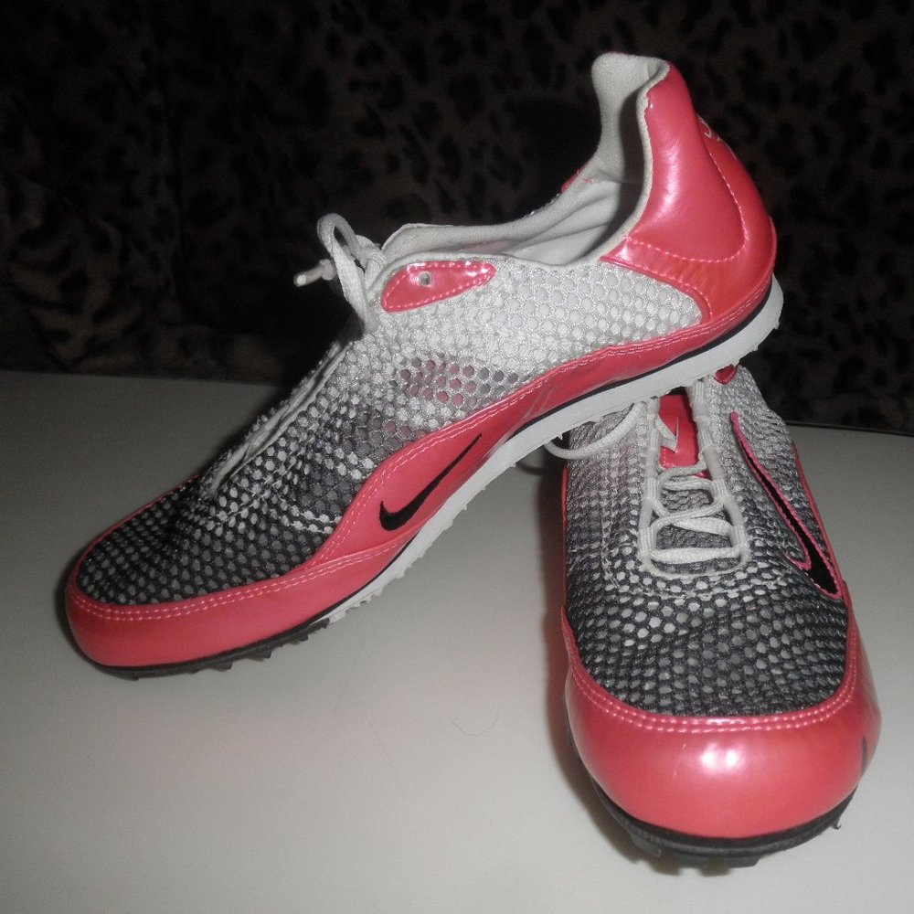 NIKE Vintage 90's Pink Cleat size 8.5 NEW